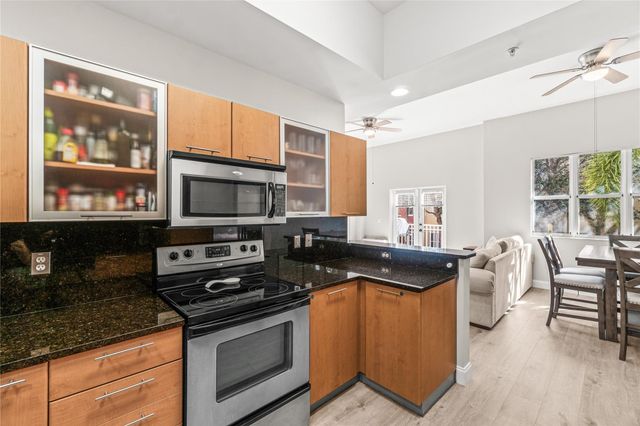 2381 Vintage Drive, Lighthouse Point, FL 33064