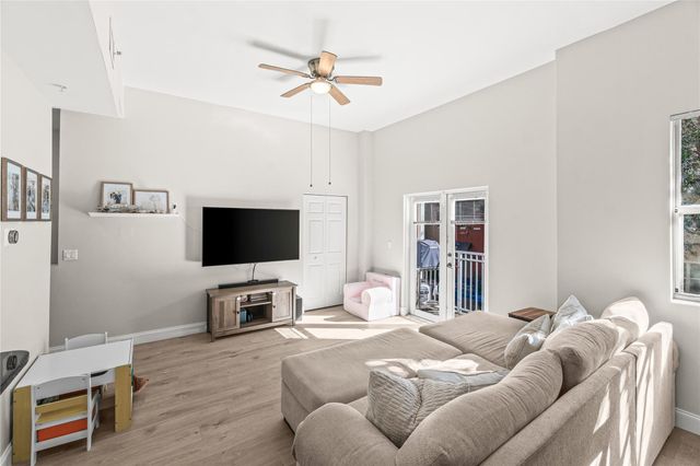 2381 Vintage Drive, Lighthouse Point, FL 33064