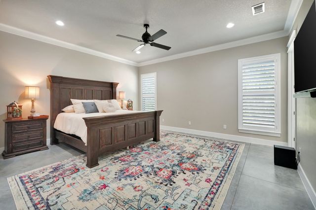 516 W Spring Street, Weatherford, TX 76086