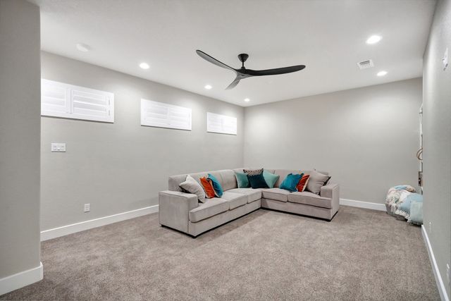 516 W Spring Street, Weatherford, TX 76086