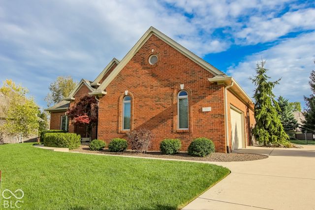 2593 Forest Hills Boulevard, Greenwood, IN 46143