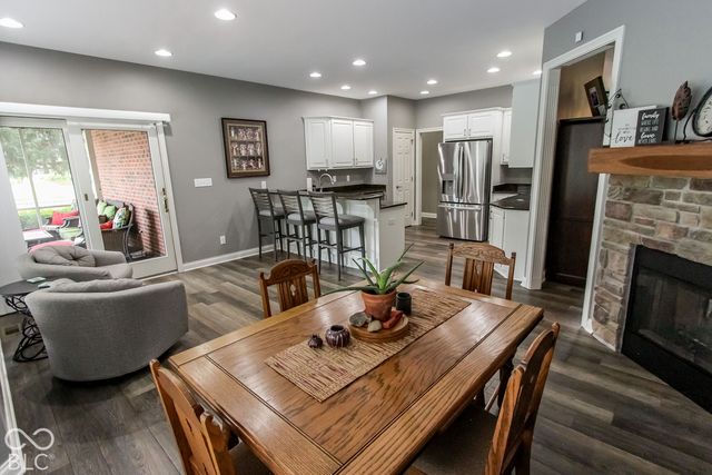 2593 Forest Hills Boulevard, Greenwood, IN 46143