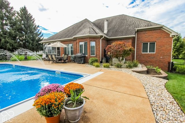2593 Forest Hills Boulevard, Greenwood, IN 46143