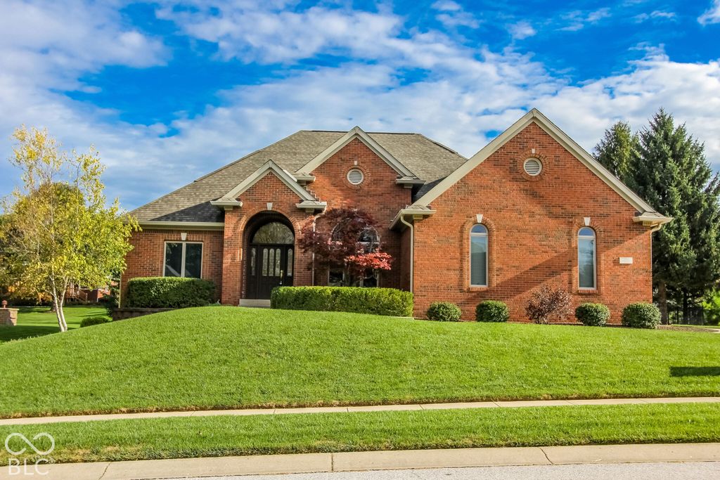 2593 Forest Hills Boulevard, Greenwood, IN 46143