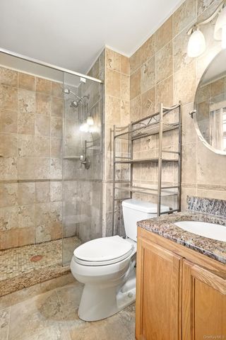 20 Bernadette Way, Washingtonville, NY 10992