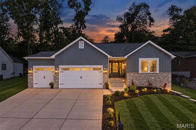 11075 Village Drive, Foristell, MO 63348