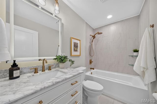 11075 Village Drive, Foristell, MO 63348