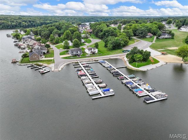 11075 Village Drive, Foristell, MO 63348