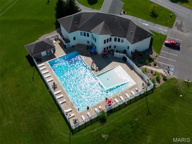 11075 Village Drive, Foristell, MO 63348