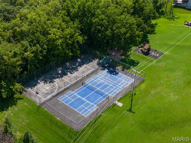 11075 Village Drive, Foristell, MO 63348