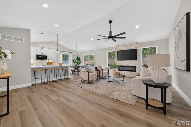11075 Village Drive, Foristell, MO 63348