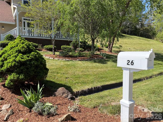 26 Macdougall Lane, Weaverville, NC 28787