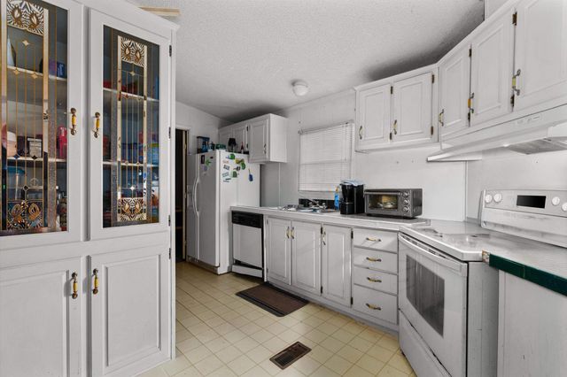 385 County Rd 191, Gary City, TX 75643