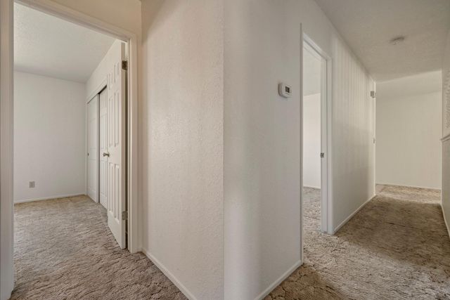 1050 W Tuolumne Rd, Turlock, CA 95382