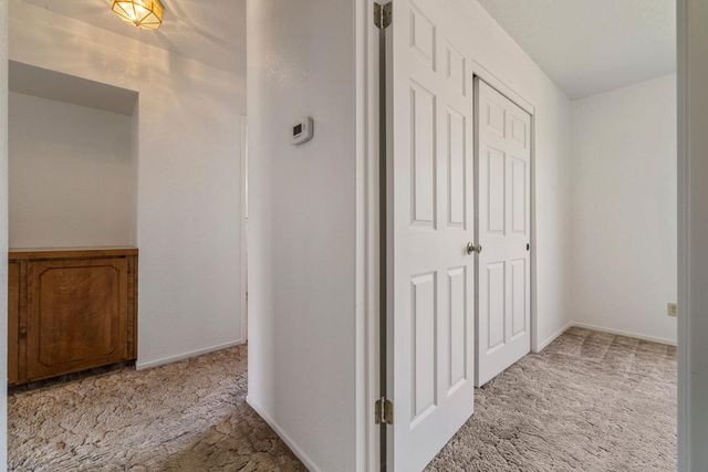 1050 W Tuolumne Rd, Turlock, CA 95382