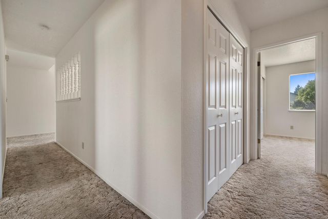 1050 W Tuolumne Rd, Turlock, CA 95382