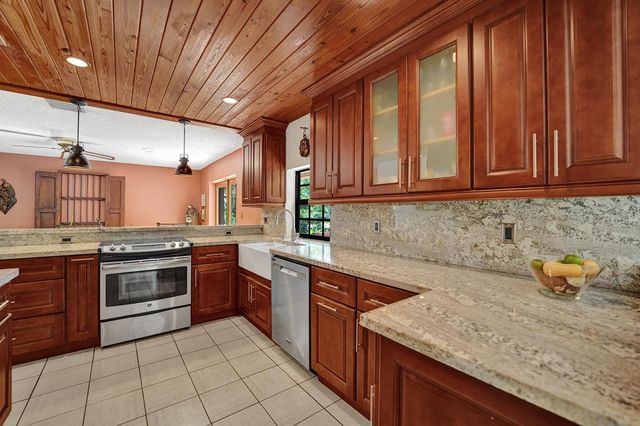 3951 SW 137th Avenue, Miramar, FL 33027
