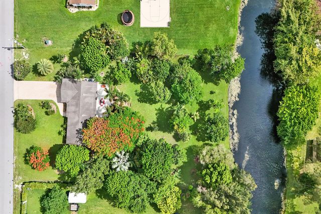 3951 SW 137th Avenue, Miramar, FL 33027