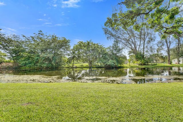 3951 SW 137th Avenue, Miramar, FL 33027