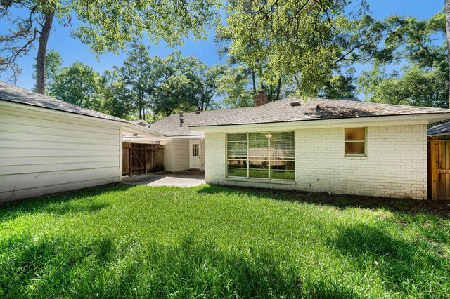 2078 Shadow Rock Drive, Houston, TX 77339