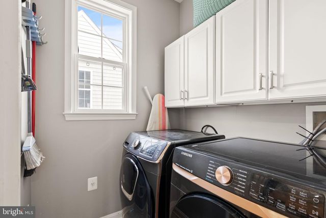 20413 PECKHAM ST, Ashburn, VA 20147