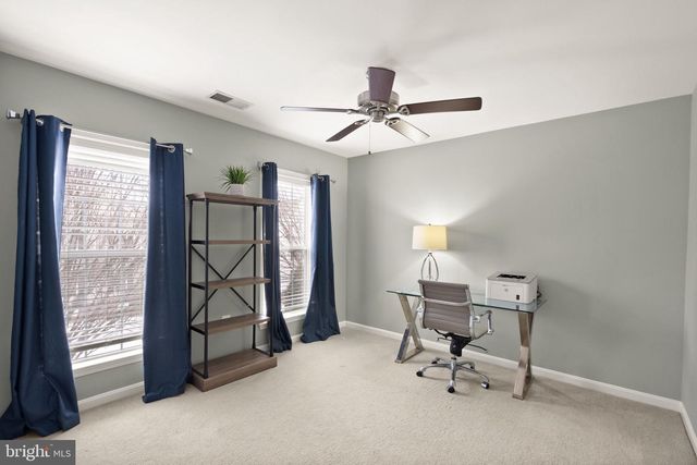 20413 PECKHAM ST, Ashburn, VA 20147