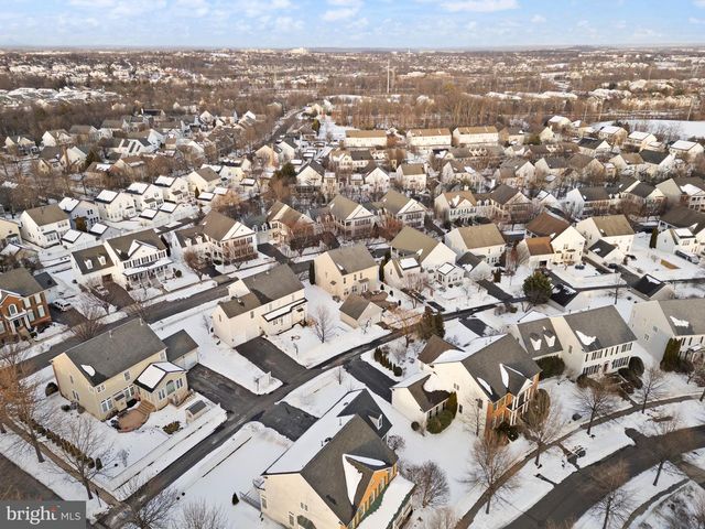 20413 PECKHAM ST, Ashburn, VA 20147