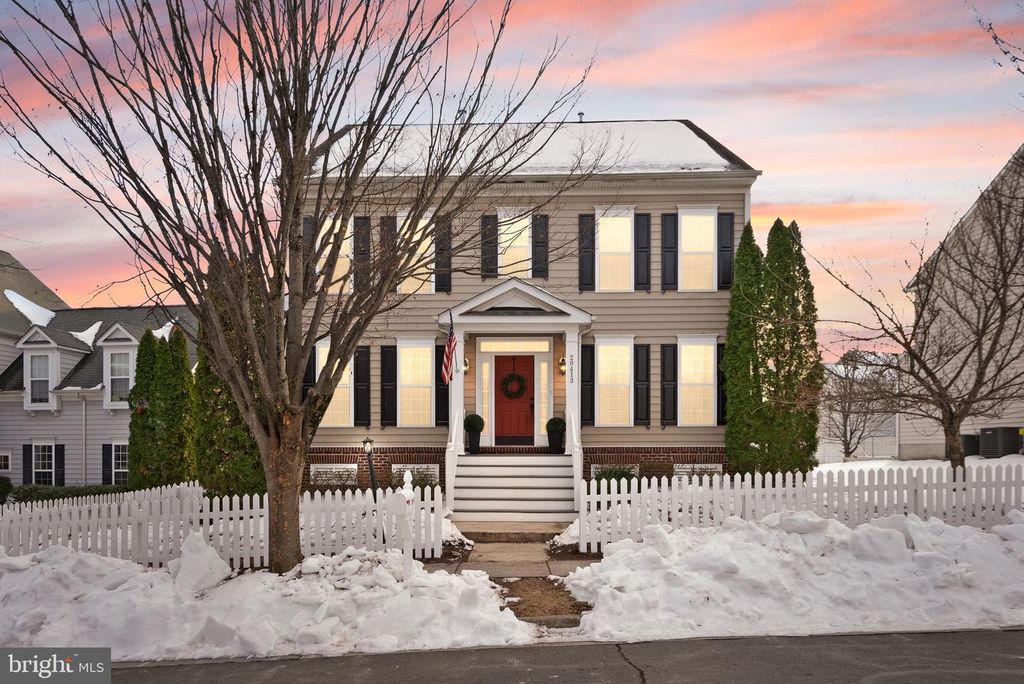 20413 PECKHAM ST, Ashburn, VA 20147