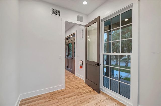 2111 W CLEVELAND STREET, Tampa, FL 33606