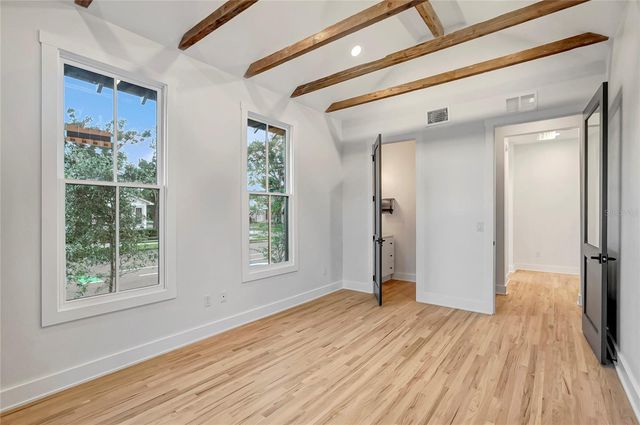 2111 W CLEVELAND STREET, Tampa, FL 33606