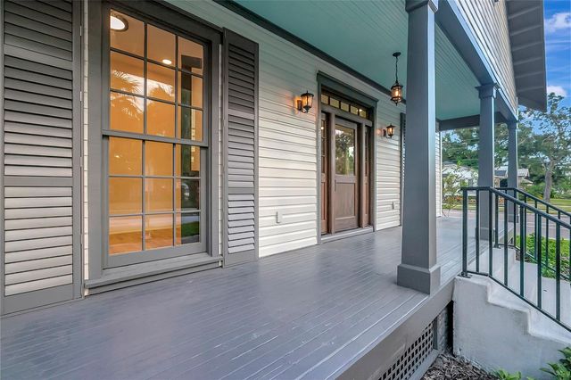 2111 W CLEVELAND STREET, Tampa, FL 33606