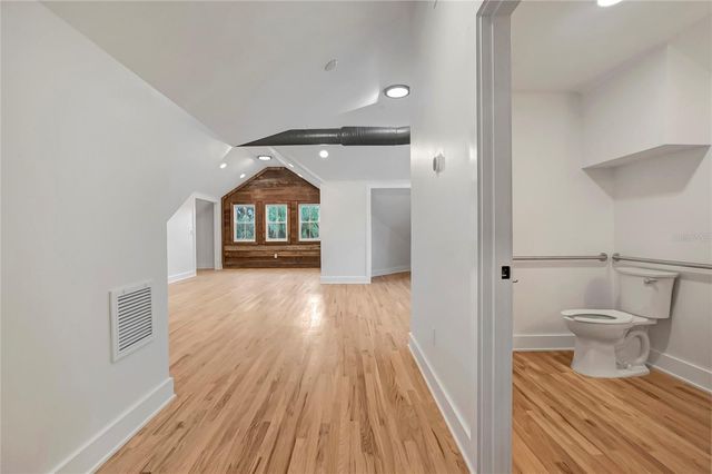 2111 W CLEVELAND STREET, Tampa, FL 33606