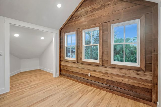 2111 W CLEVELAND STREET, Tampa, FL 33606