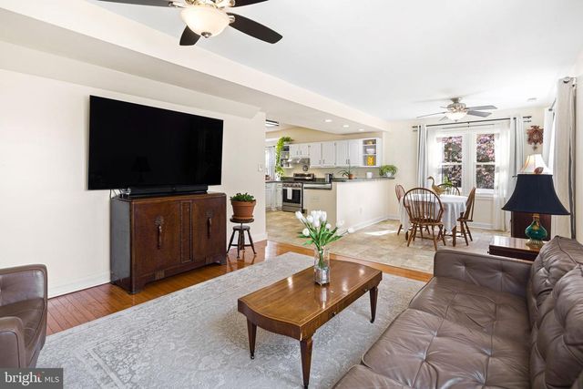 562 WASHINGTON TER, Audubon, NJ 08106