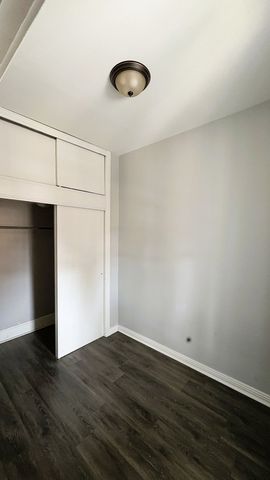 2620 S Sawyer Avenue, Chicago, IL 60623