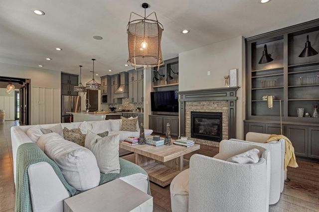 106 Grant Cove Drive, Montgomery, TX 77316