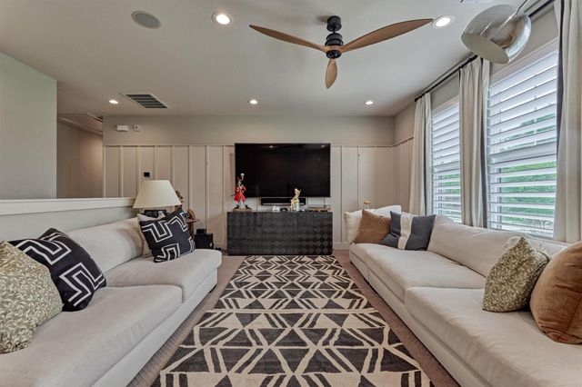 106 Grant Cove Drive, Montgomery, TX 77316