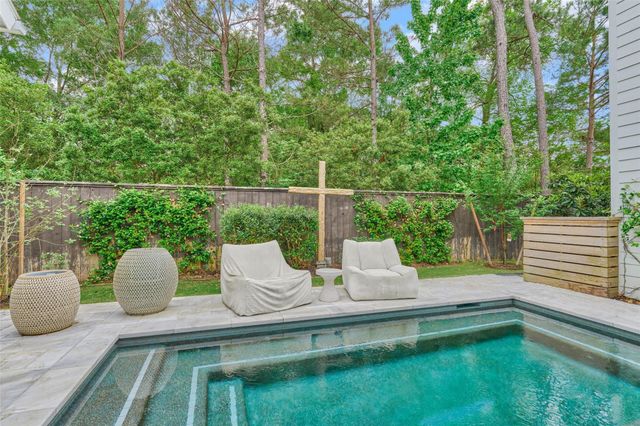 106 Grant Cove Drive, Montgomery, TX 77316