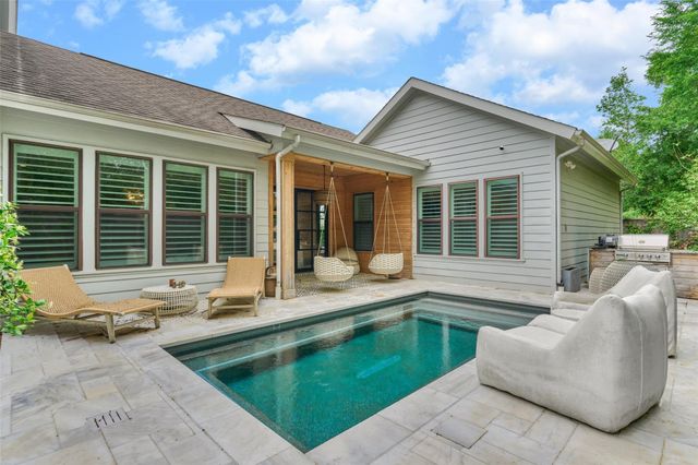 106 Grant Cove Drive, Montgomery, TX 77316