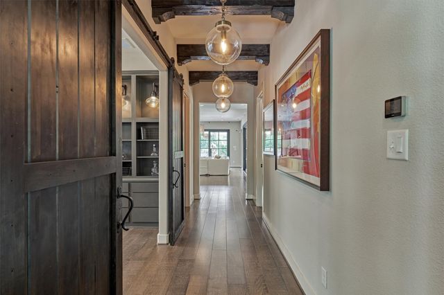 106 Grant Cove Drive, Montgomery, TX 77316