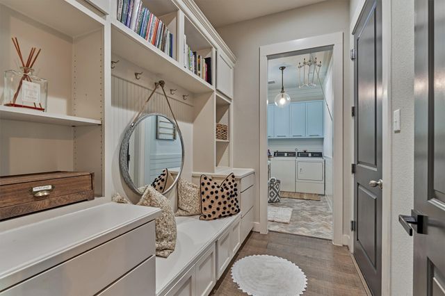 106 Grant Cove Drive, Montgomery, TX 77316