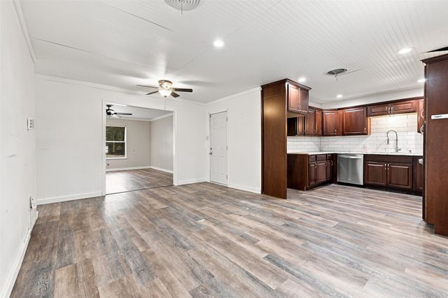 108 N Imperial Drive, Denison, TX 75020