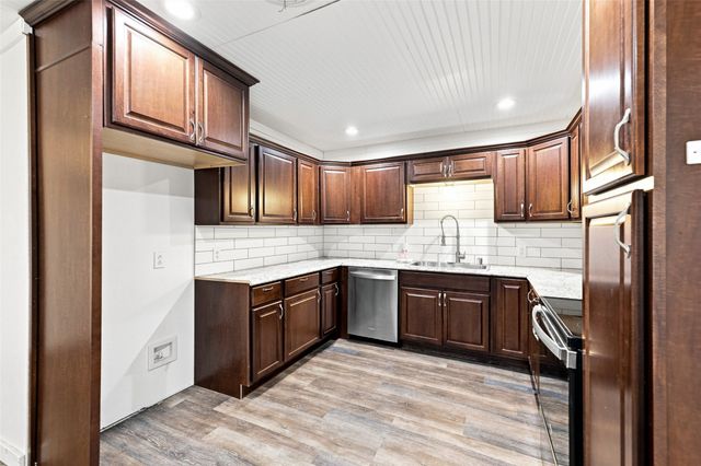 108 N Imperial Drive, Denison, TX 75020