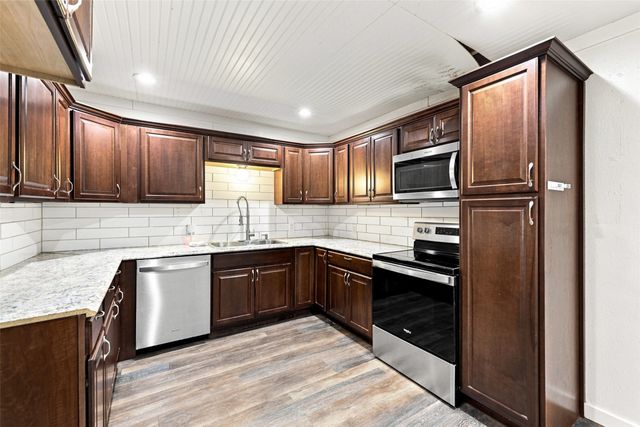 108 N Imperial Drive, Denison, TX 75020