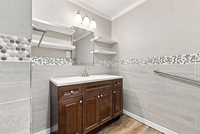 108 N Imperial Drive, Denison, TX 75020