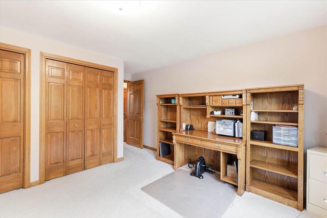 1990 TYLER LANE, De Pere, WI 54115