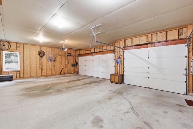 1990 TYLER LANE, De Pere, WI 54115