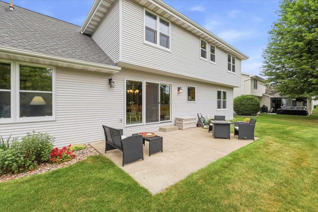1990 TYLER LANE, De Pere, WI 54115