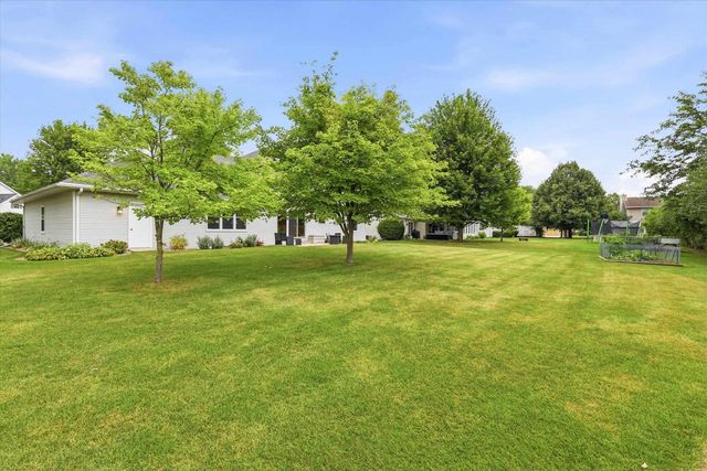 1990 TYLER LANE, De Pere, WI 54115