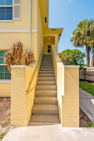56 W 12th Street C, Riviera Beach, FL 33404